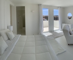 Moderne 360m² Designervilla mit Pool und Meerblick
