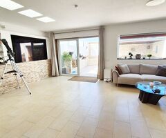 Modernes Einfamilienhaus mit großem Wohnraum und windgeschützer Terrasse Costa Calma