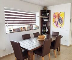 Modernes Einfamilienhaus mit großem Wohnraum und windgeschützer Terrasse Costa Calma