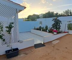 Zwei Apartments mit Autostellplatz und kleinem Garten