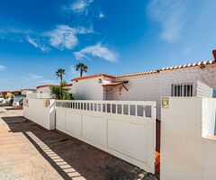 Chalet mit privatem Parkplatz und Garten