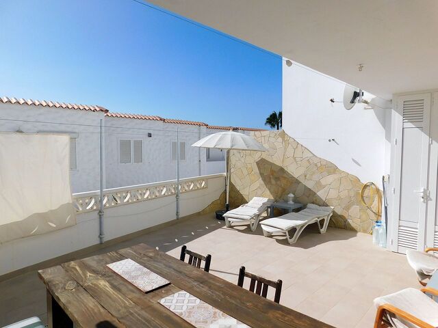 Modernes Apartment mit großer Sonnenterrasse und direktem Strandzugang in Costa Calma