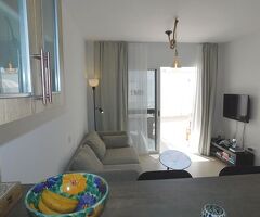 Modernes Apartment mit großer Sonnenterrasse und direktem Strandzugang in Costa Calma